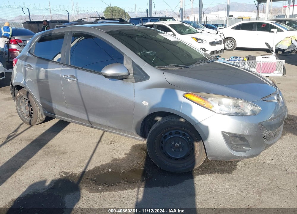 2013 MAZDA 2 SPORT VIN: JM1DE1KZ0D0164603