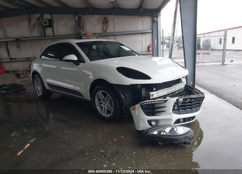 2017 PORSCHE MACAN VIN: WP1AA2A58HLB02243