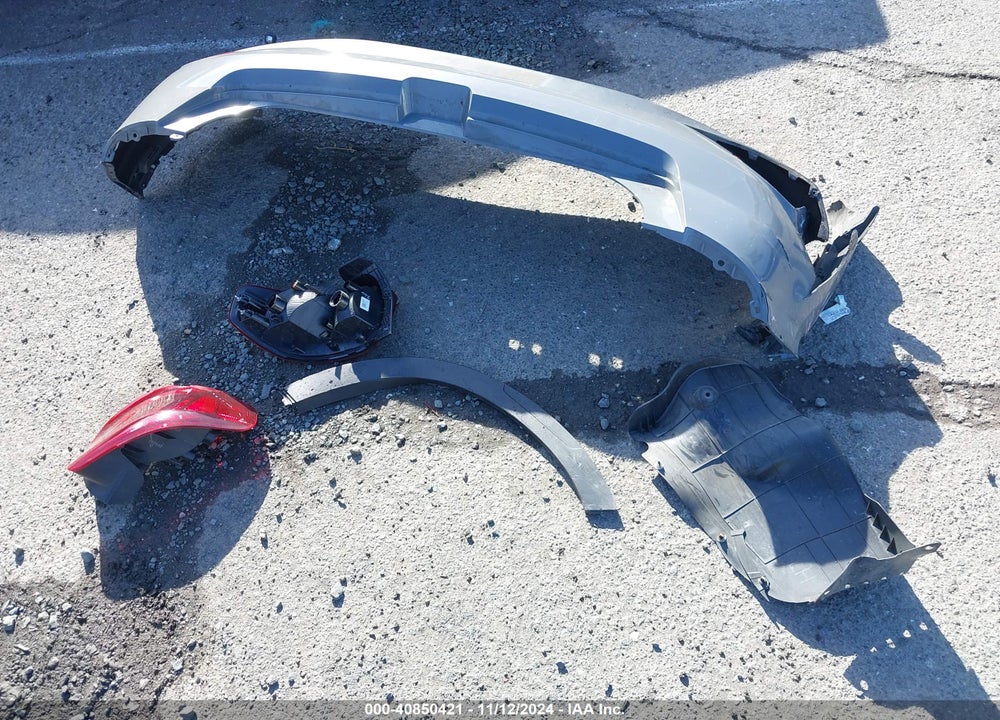 2020 HYUNDAI VENUE SEL VIN: KMHRC8A37LU024715