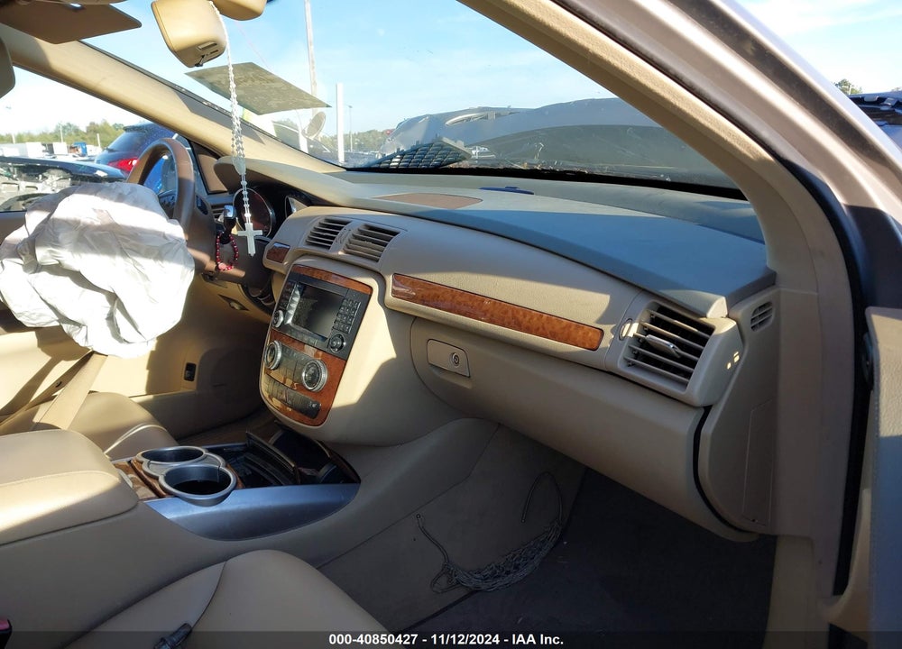 2008 MERCEDES-BENZ R 350 VIN: 4JGCB56EX8A066290