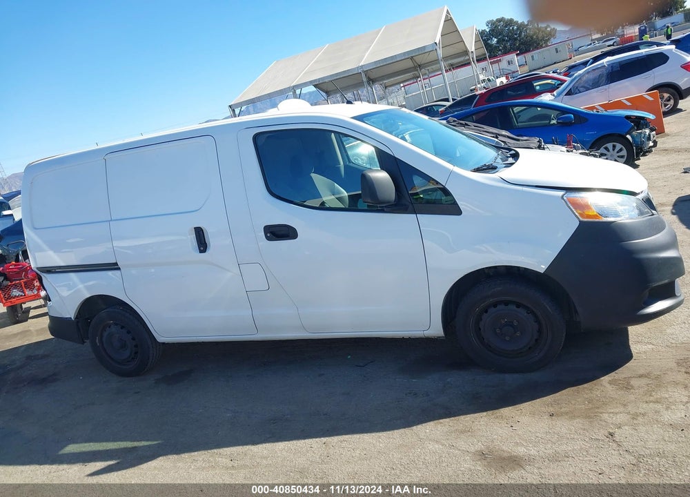 2017 NISSAN NV200 S/SV VIN: 3N6CM0KN0HK695057