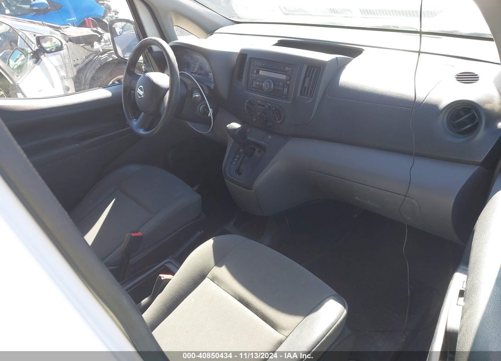2017 NISSAN NV200 S/SV VIN: 3N6CM0KN0HK695057