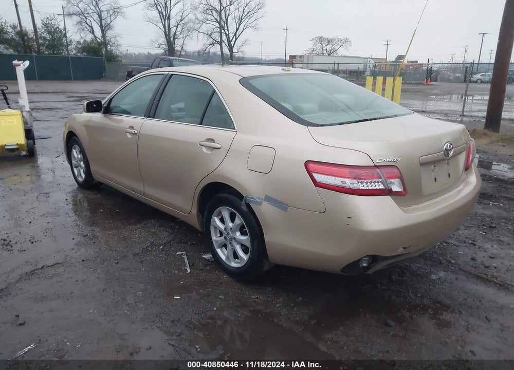 2011 TOYOTA CAMRY LE VIN: 4T1BF3EK6BU687768