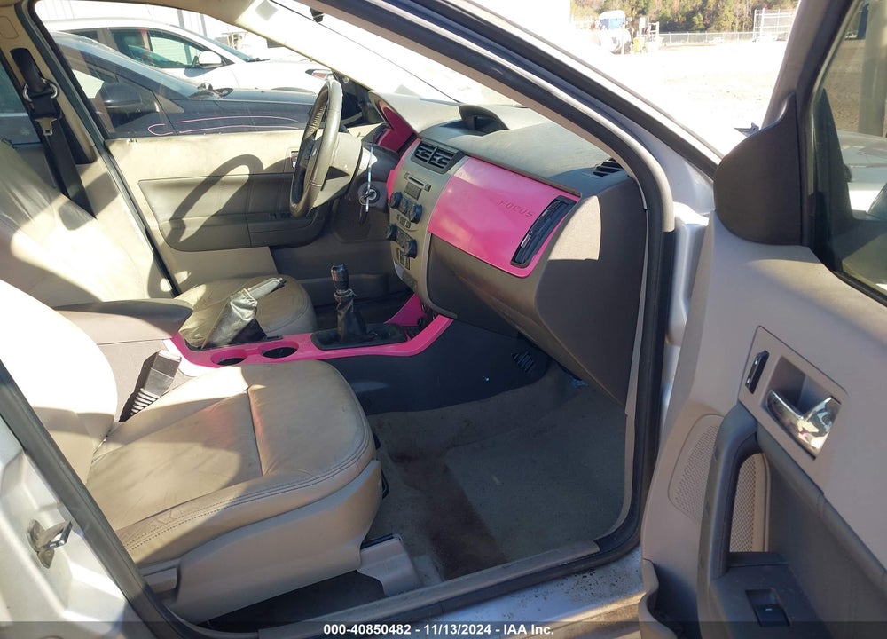 2010 FORD FOCUS SEL VIN: 1FAHP3HN7AW266815