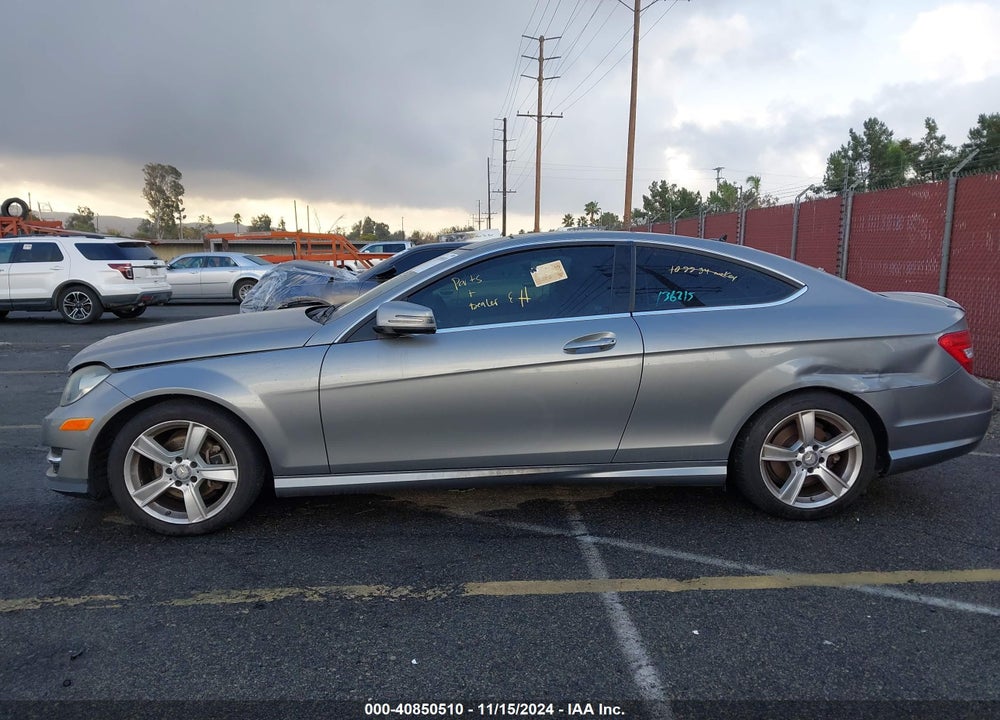 2015 MERCEDES-BENZ C 250 VIN: WDDGJ4HB0FG371741