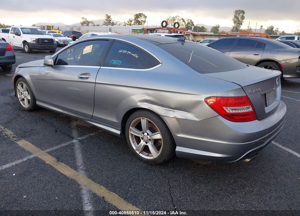 2015 MERCEDES-BENZ C 250 VIN: WDDGJ4HB0FG371741