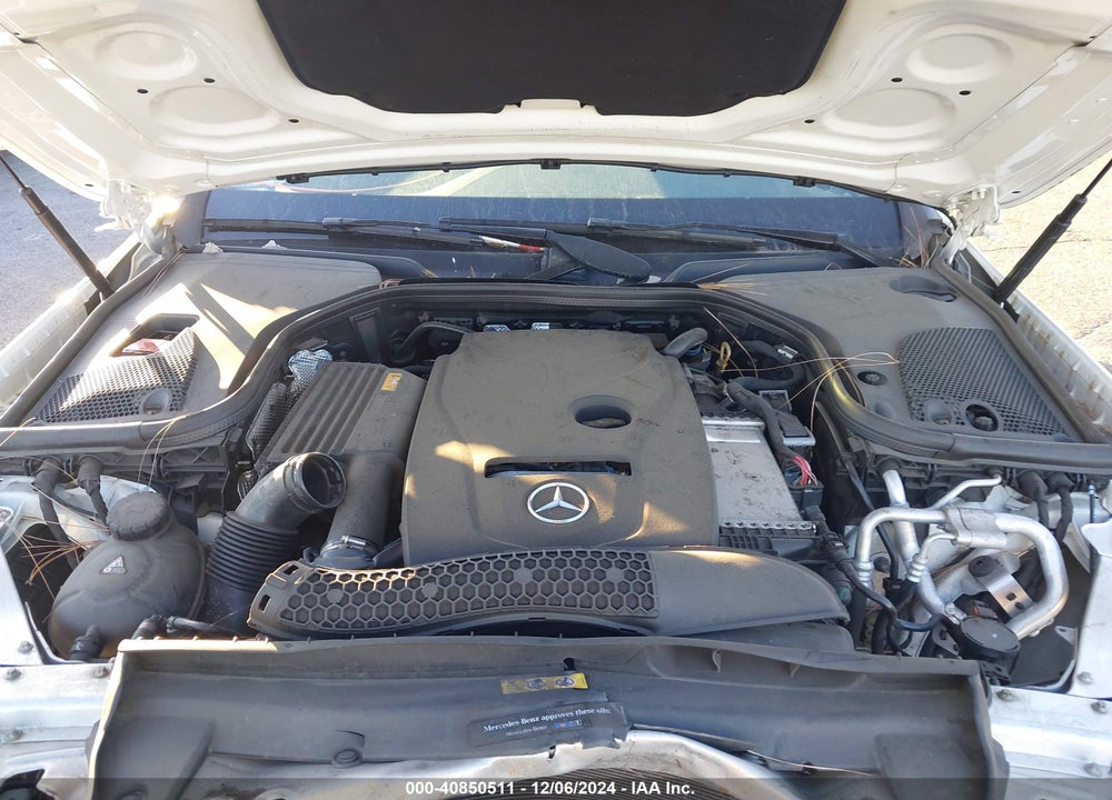 2019 MERCEDES-BENZ E 300 VIN: WDDZF4JB7KA589144