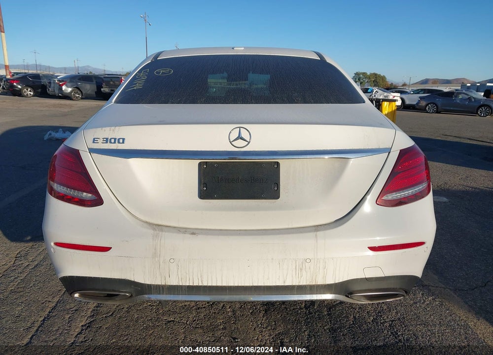 2019 MERCEDES-BENZ E 300 VIN: WDDZF4JB7KA589144
