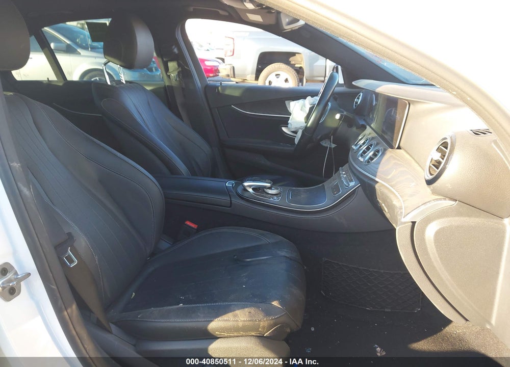 2019 MERCEDES-BENZ E 300 VIN: WDDZF4JB7KA589144