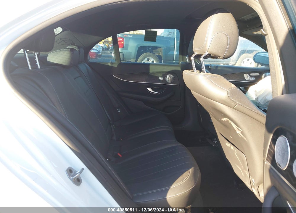 2019 MERCEDES-BENZ E 300 VIN: WDDZF4JB7KA589144