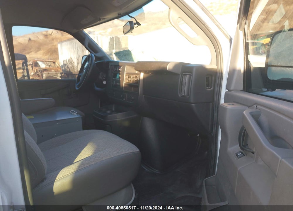 2016 CHEVROLET EXPRESS 3500 VIN: 1GCZGGFG1G1319122