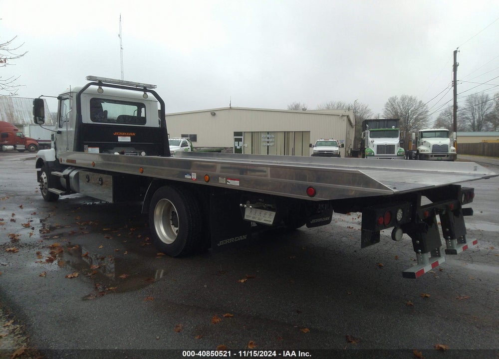 2023 MACK MD VIN: 1M2MDBAA8PS009404