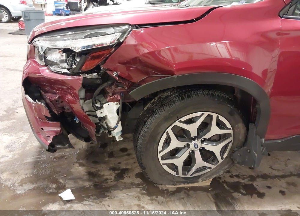 2019 SUBARU FORESTER PREMIUM VIN: JF2SKAEC0KH526212
