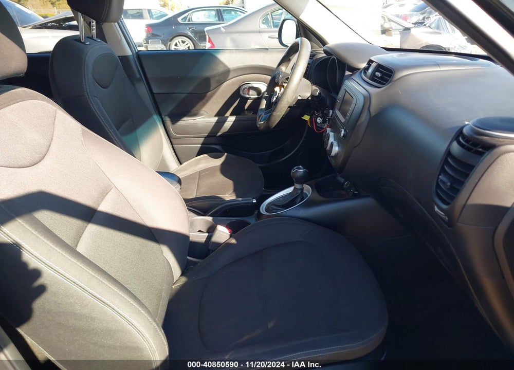 2017 KIA SOUL VIN: KNDJN2A23H7500819