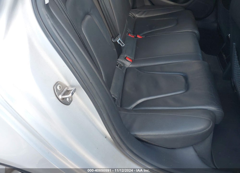 2009 AUDI A4 2.0T PREMIUM VIN: WAULF78K09N012494