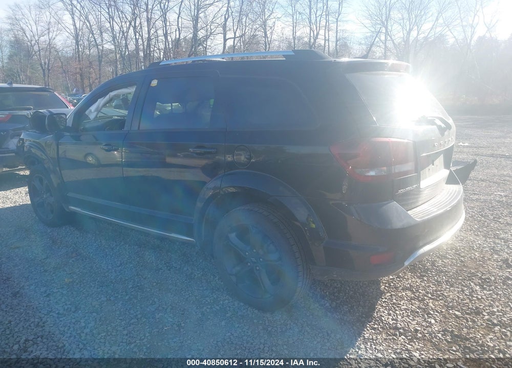 2018 DODGE JOURNEY CROSSROAD AWD VIN: 3C4PDDGG7JT388295