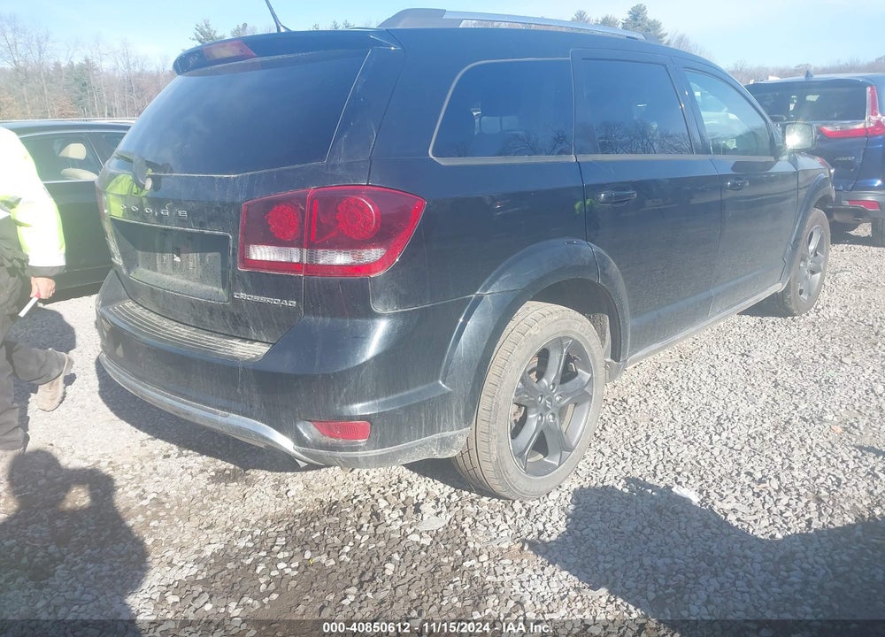 2018 DODGE JOURNEY CROSSROAD AWD VIN: 3C4PDDGG7JT388295
