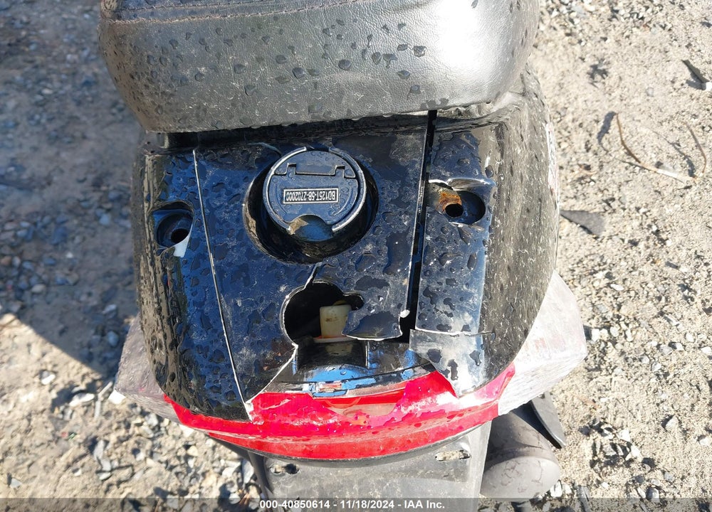 2024 XPRO MAUI 50CC MOPED SCOOTER VIN: L2BB9NCC8RR518046