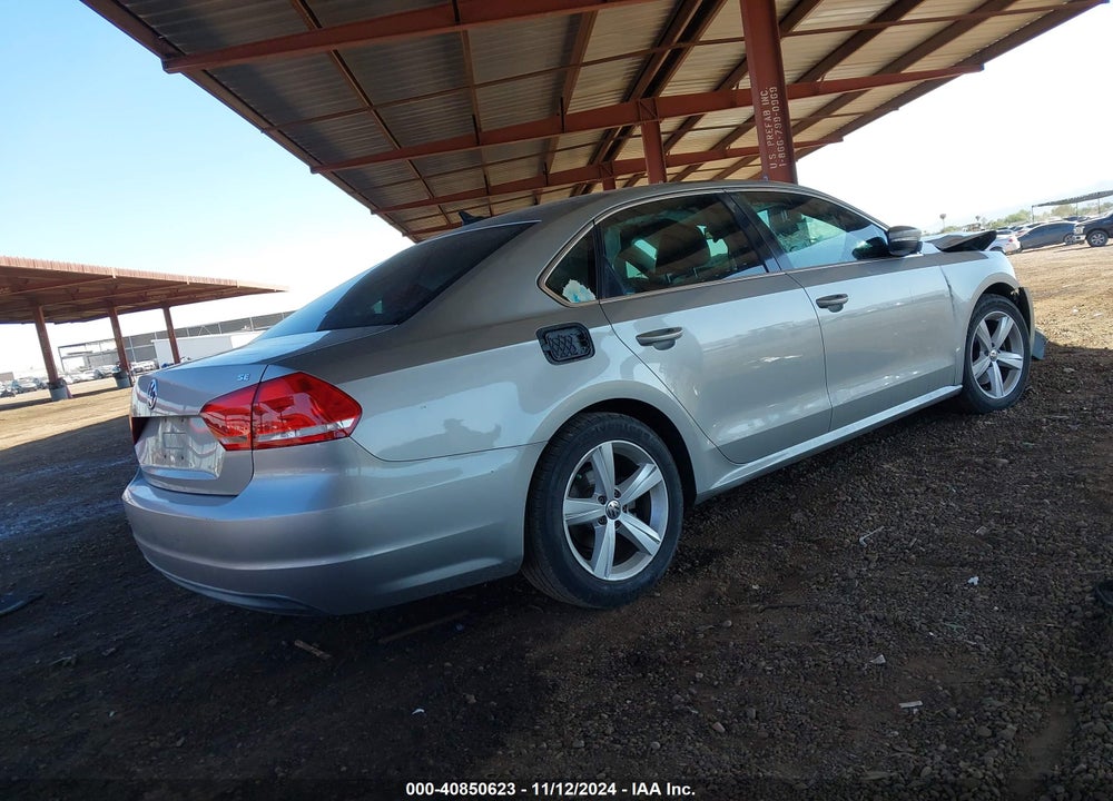 2013 VOLKSWAGEN PASSAT 2.5L SE VIN: 1VWBP7A31DC121076