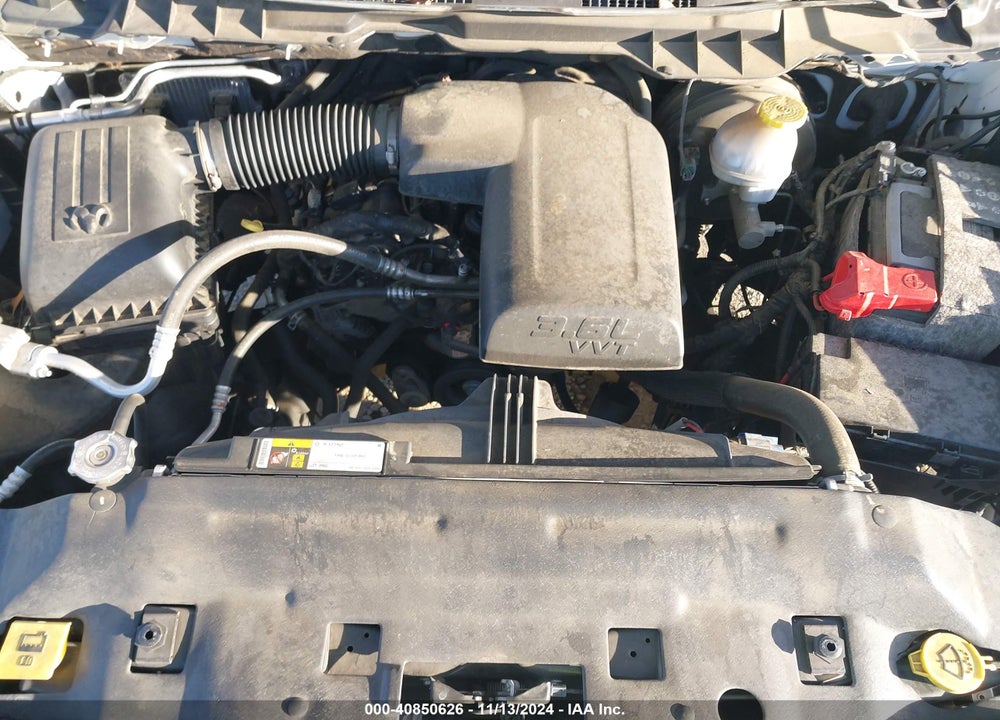 2019 RAM 1500 CLASSIC EXPRESS 4X2 5'7 BOX VIN: 1C6RR6KG8KS602508