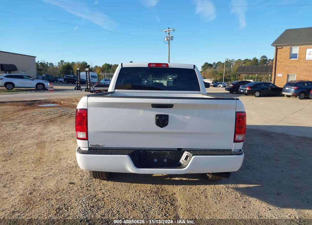 2019 RAM 1500 CLASSIC EXPRESS 4X2 5'7 BOX VIN: 1C6RR6KG8KS602508