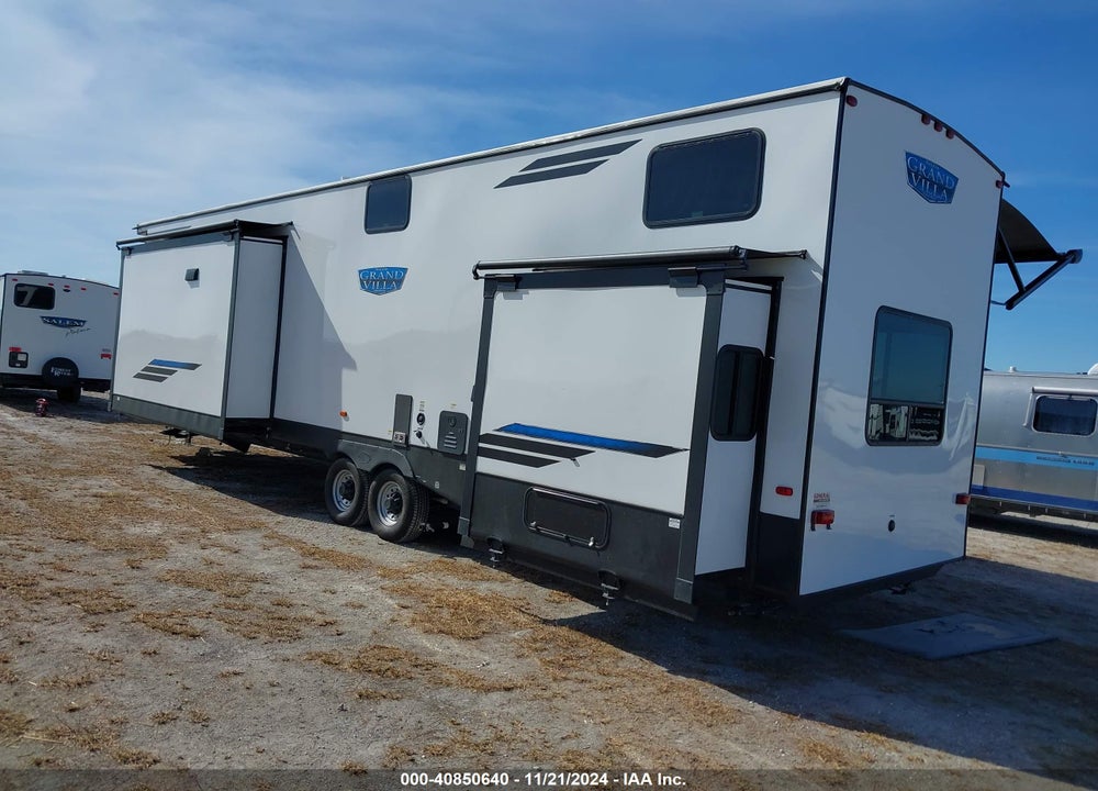 2024 SALEM OTHER VIN: 4X4TSM824RM032647