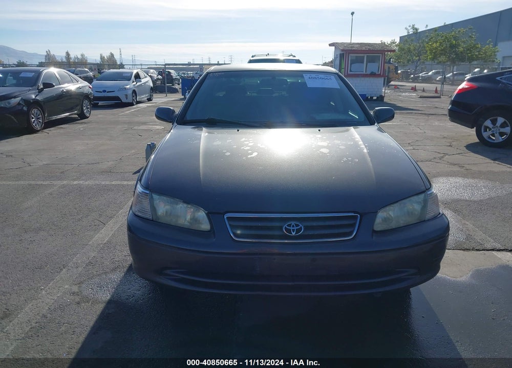 2001 TOYOTA CAMRY LE VIN: JT2BG22K610606699