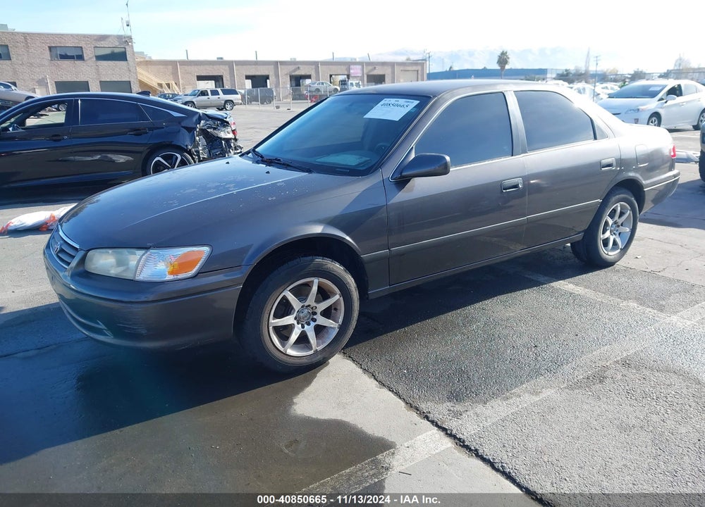 2001 TOYOTA CAMRY LE VIN: JT2BG22K610606699