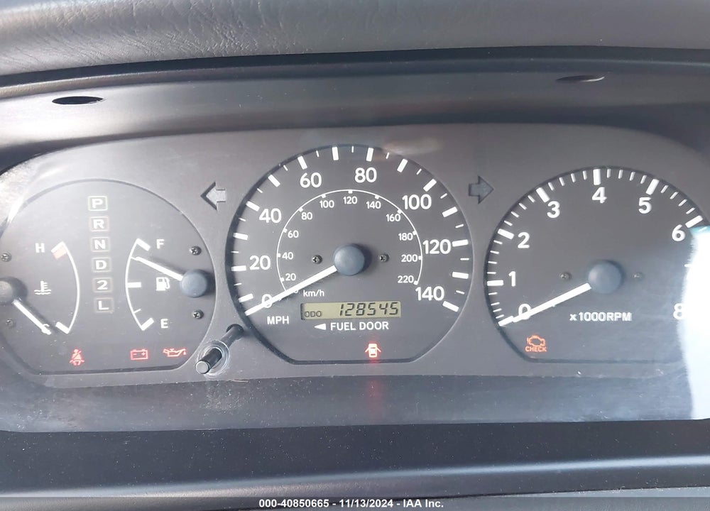 2001 TOYOTA CAMRY LE VIN: JT2BG22K610606699