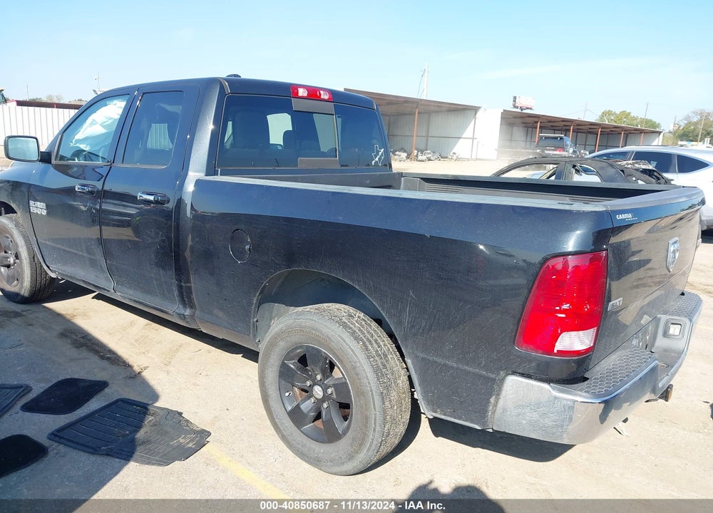 2017 RAM 1500 SLT 4X2 6'4 BOX VIN: 1C6RR6GG9HS707916