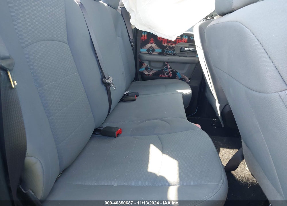 2017 RAM 1500 SLT 4X2 6'4 BOX VIN: 1C6RR6GG9HS707916