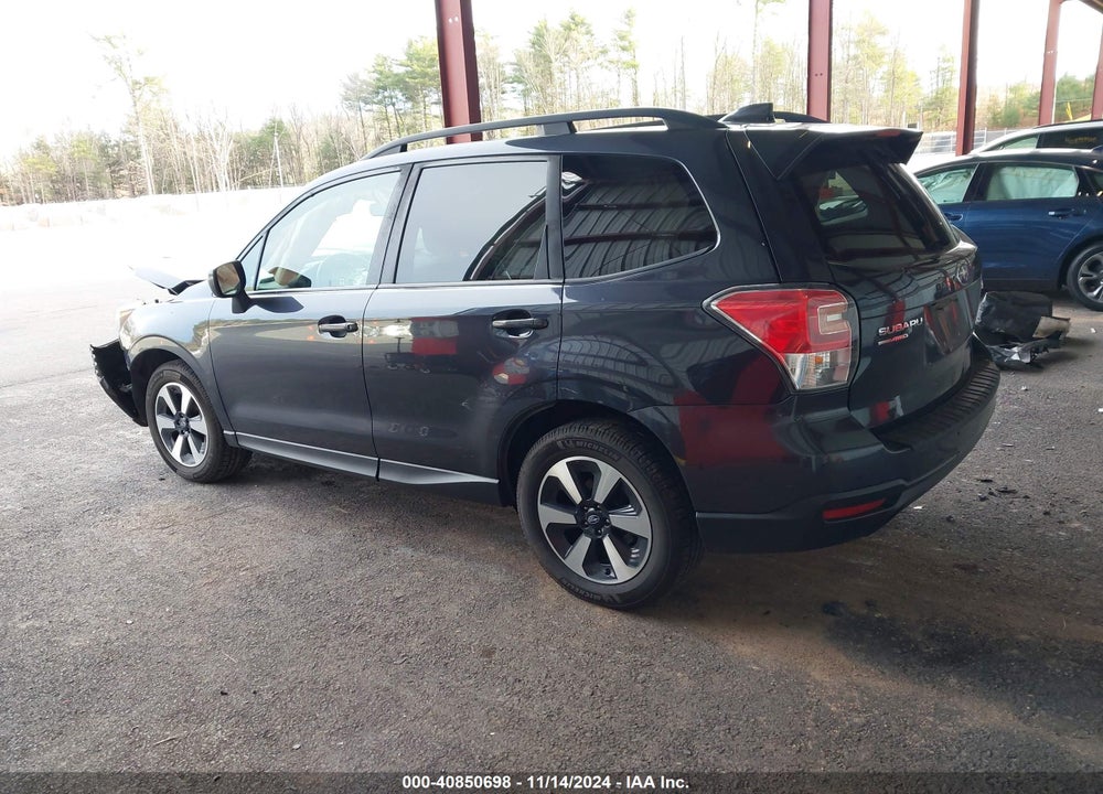 2018 SUBARU FORESTER 2.5I PREMIUM VIN: JF2SJAGC2JH482261