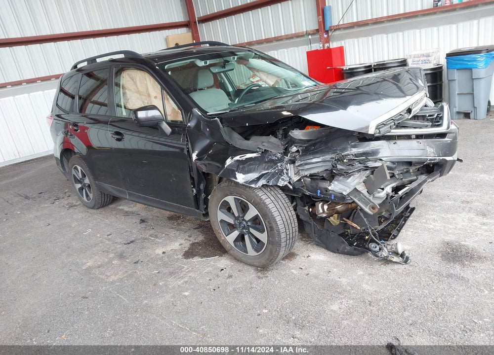 2018 SUBARU FORESTER 2.5I PREMIUM VIN: JF2SJAGC2JH482261