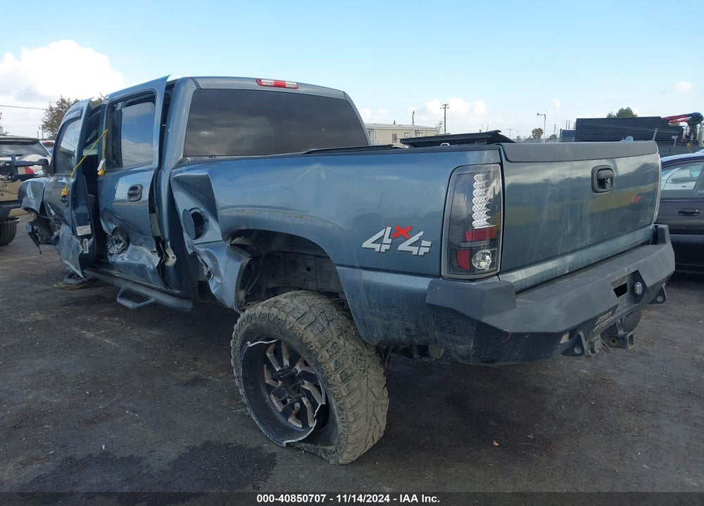 2006 GMC SIERRA 2500HD SLT VIN: 1GTHK23D86F204655