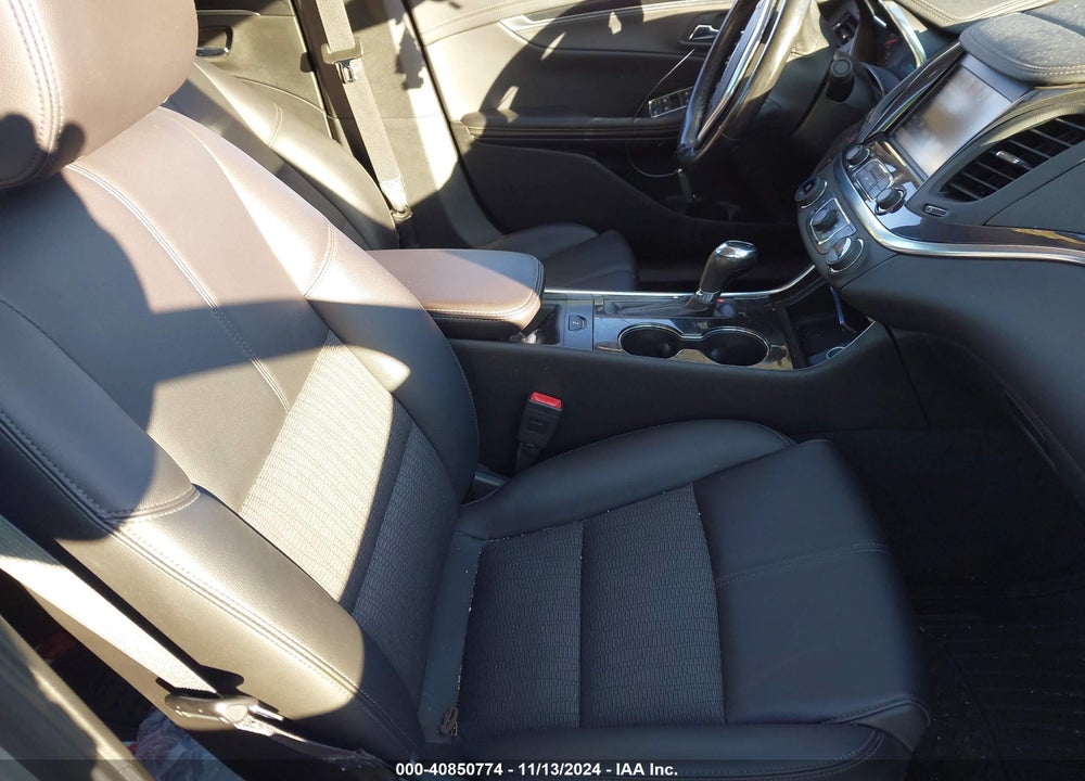 2018 CHEVROLET IMPALA 1LT VIN: 2G1105S33J9172614
