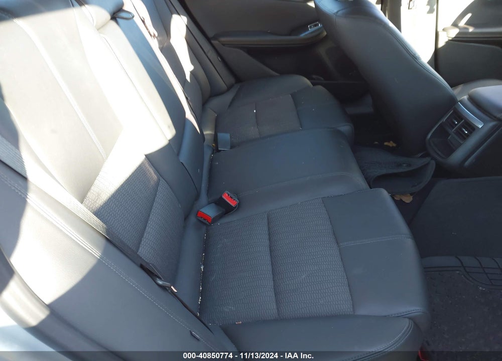 2018 CHEVROLET IMPALA 1LT VIN: 2G1105S33J9172614