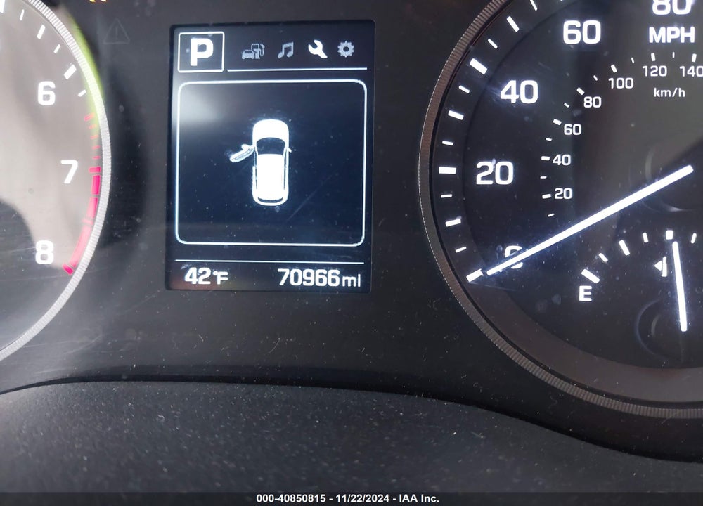 2016 HYUNDAI TUCSON SPORT VIN: KM8J3CA25GU205860