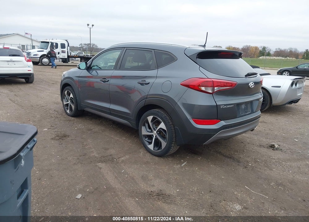2016 HYUNDAI TUCSON SPORT VIN: KM8J3CA25GU205860