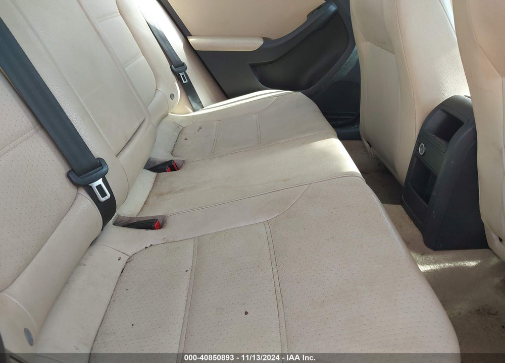 2015 VOLKSWAGEN JETTA 1.8T SE VIN: 3VWD17AJ1FM289956