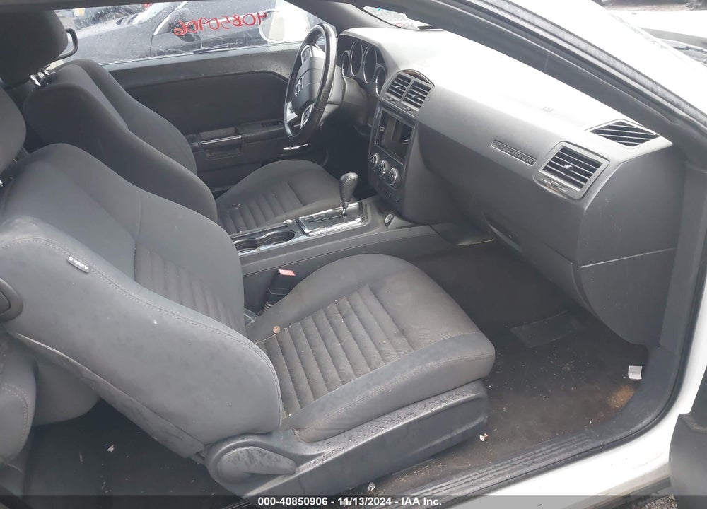 2011 DODGE CHALLENGER VIN: 2B3CJ4DG1BH596566