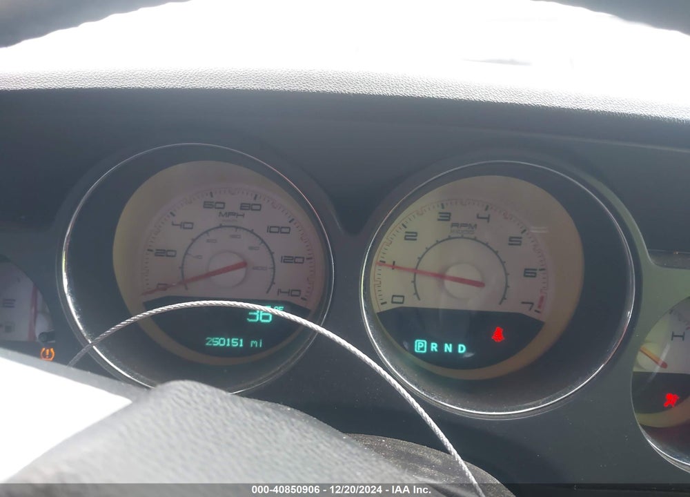 2011 DODGE CHALLENGER VIN: 2B3CJ4DG1BH596566