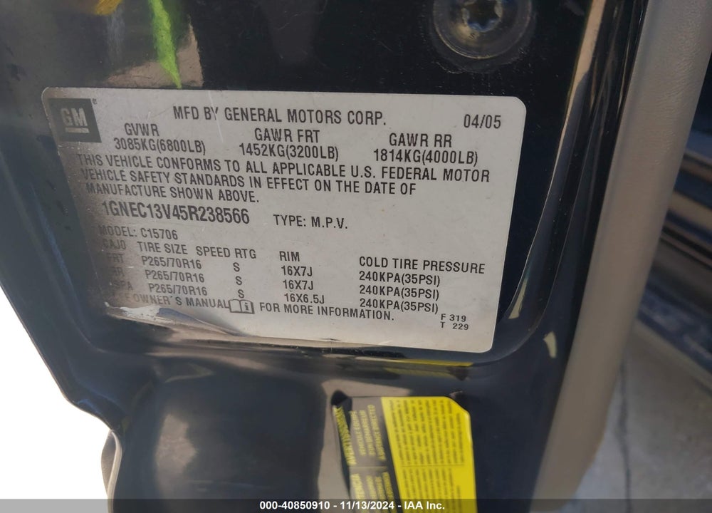 2005 CHEVROLET TAHOE LS VIN: 1GNEC13V45R238566