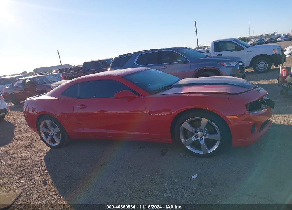 2011 CHEVROLET CAMARO 2SS VIN: 2G1FT1EW8B9177756