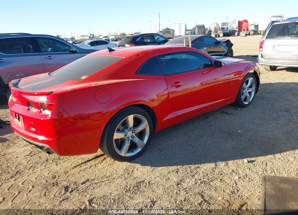 2011 CHEVROLET CAMARO 2SS VIN: 2G1FT1EW8B9177756