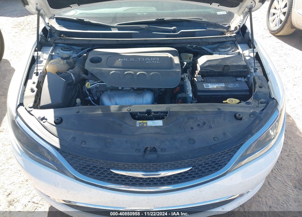 2016 CHRYSLER 200 LIMITED VIN: 1C3CCCAB1GN110692