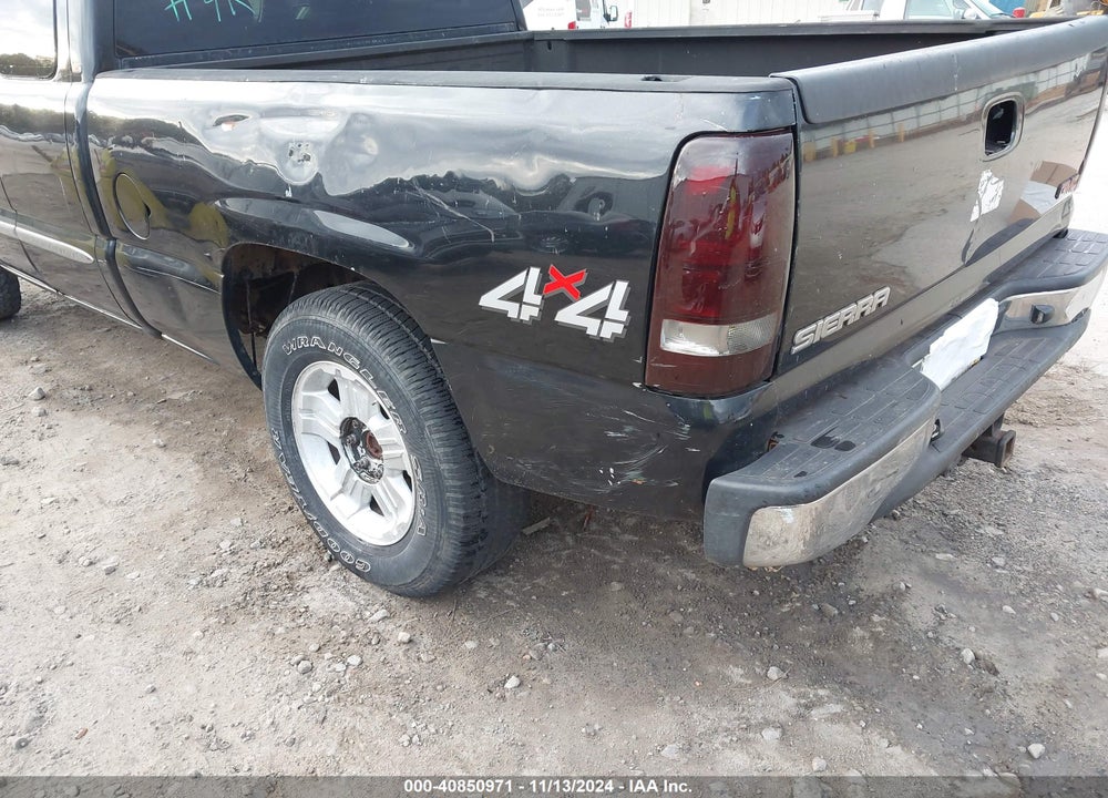 2003 GMC SIERRA 1500 SLE VIN: 2GTEK19T431153783