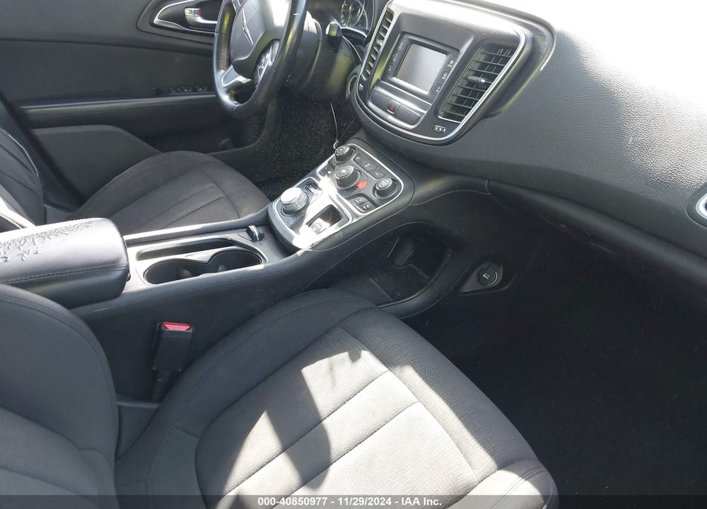2016 CHRYSLER 200 VIN: 1C3CCCAB6GN128802