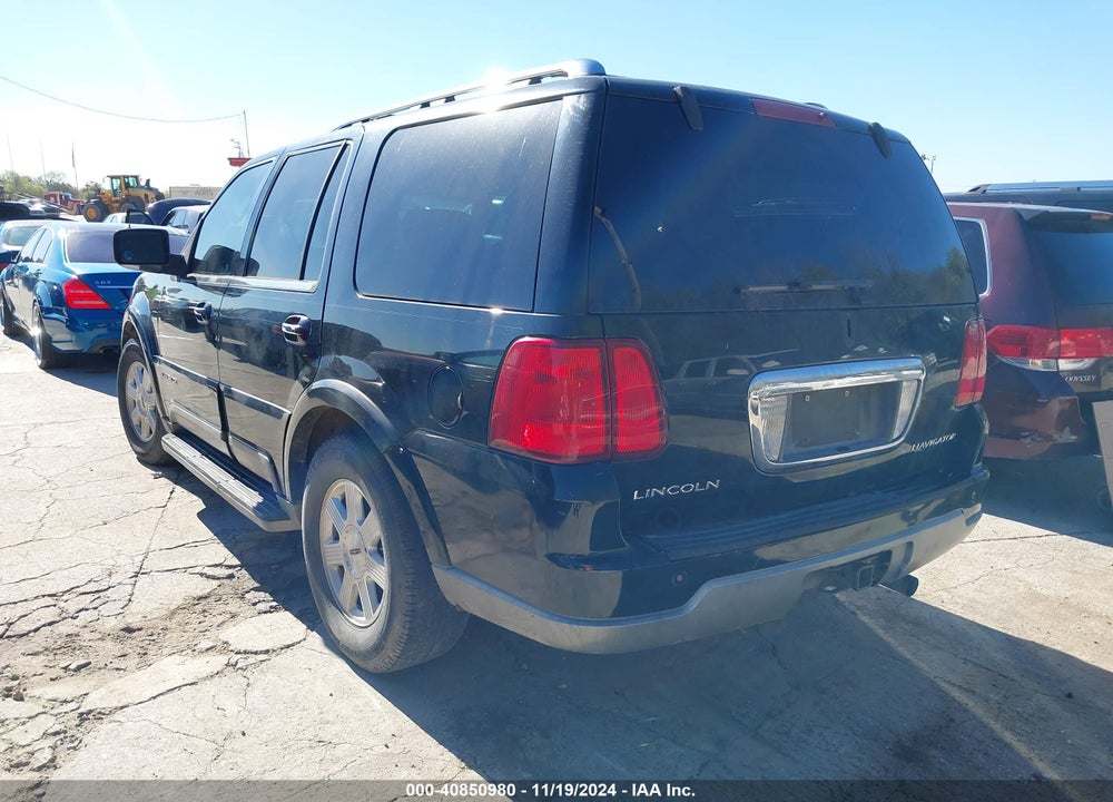 2004 LINCOLN NAVIGATOR LUXURY VIN: 5LMFU27R14LJ32664