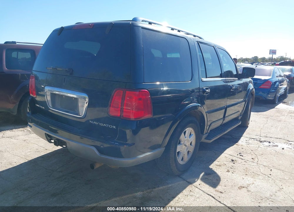 2004 LINCOLN NAVIGATOR LUXURY VIN: 5LMFU27R14LJ32664