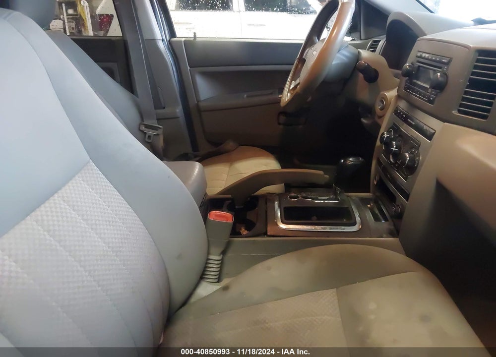 2005 JEEP GRAND CHEROKEE LAREDO VIN: 1J4GR48K35C571936